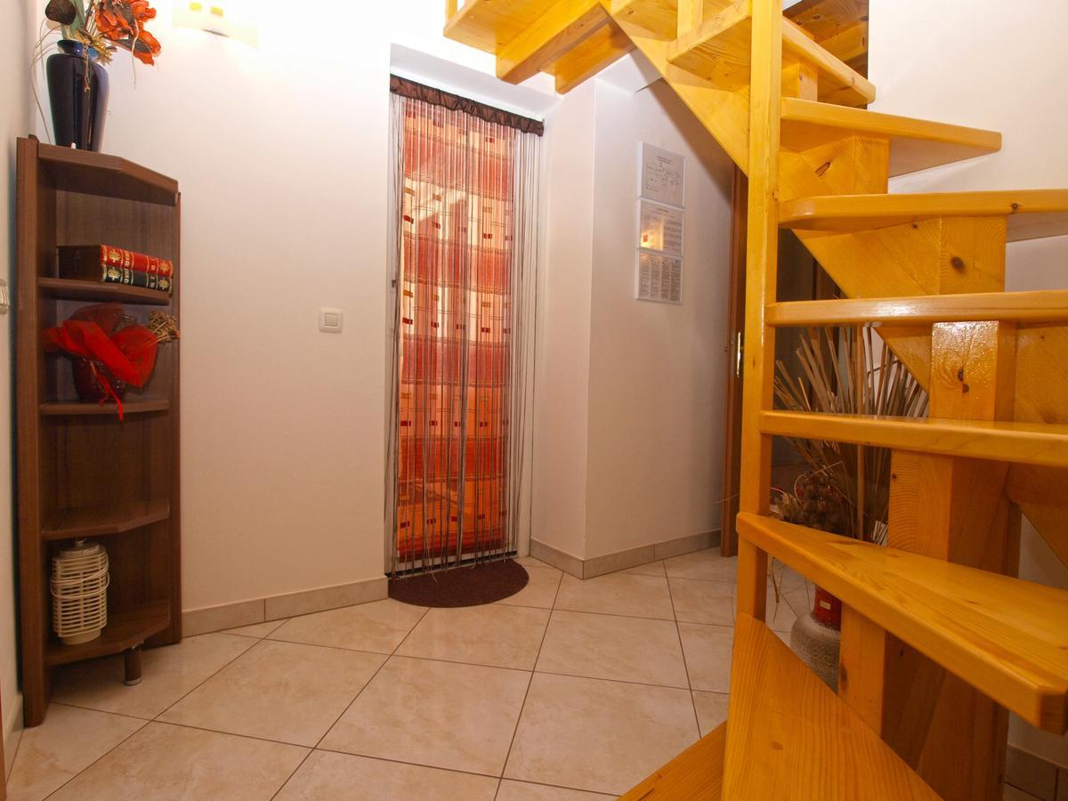Apartments Vodnjanka 1656 Экстерьер фото