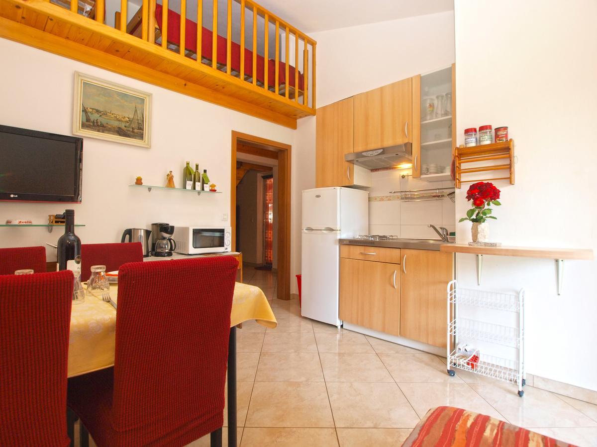 Apartments Vodnjanka 1656 Экстерьер фото